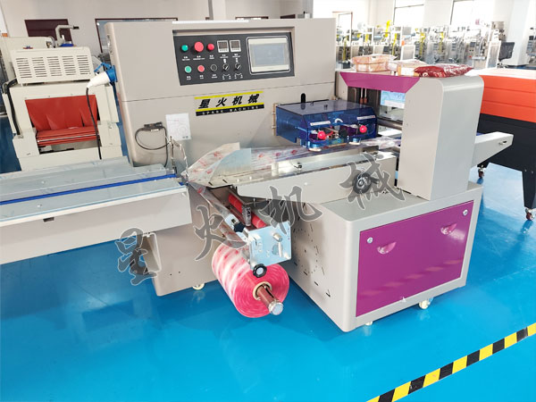 成都枕式自動包裝機(jī)實(shí)拍圖