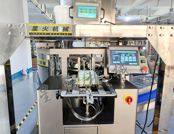 全自動給袋式麥片包裝機實拍圖